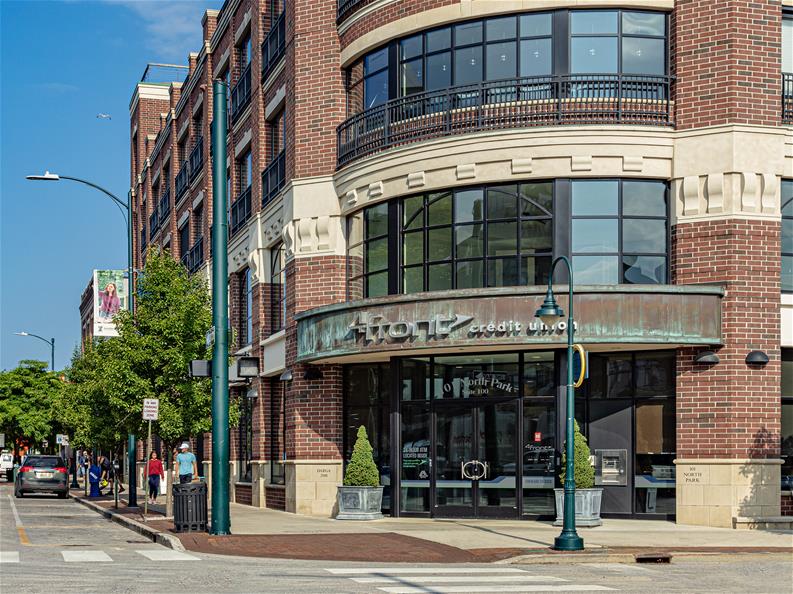 Exterior image of 4Front Credit Union's Park Street location.